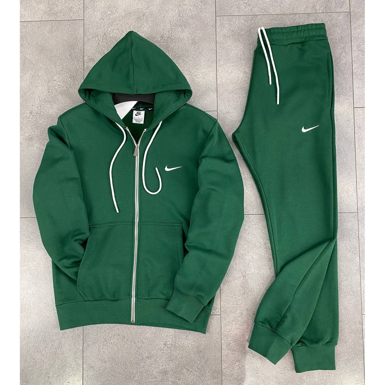 Мъжки спортен екип Nike Classic Tracksuit Green